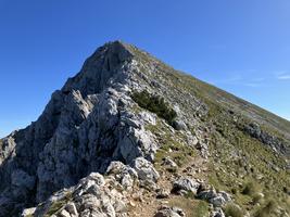 Veliki vrh Begunjščica (2060 m)