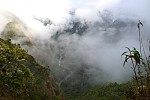 Zamlžené údolí Urubamby