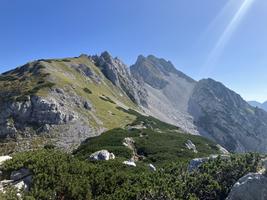 Vrtača (2180 m)