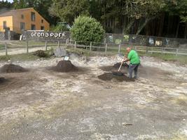 Sundavání poklopu