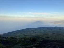 Pico začíná vrhat stín